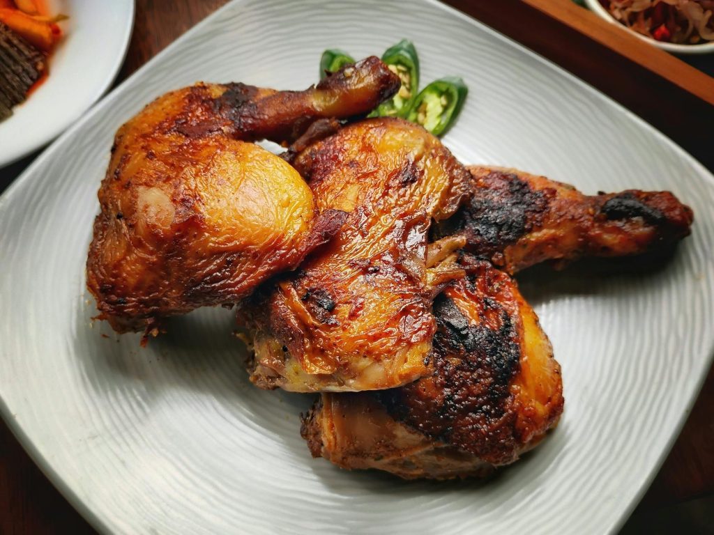 Cuire des cuisses de poulet â cuisses de poulet rĂŽties peau croustillante