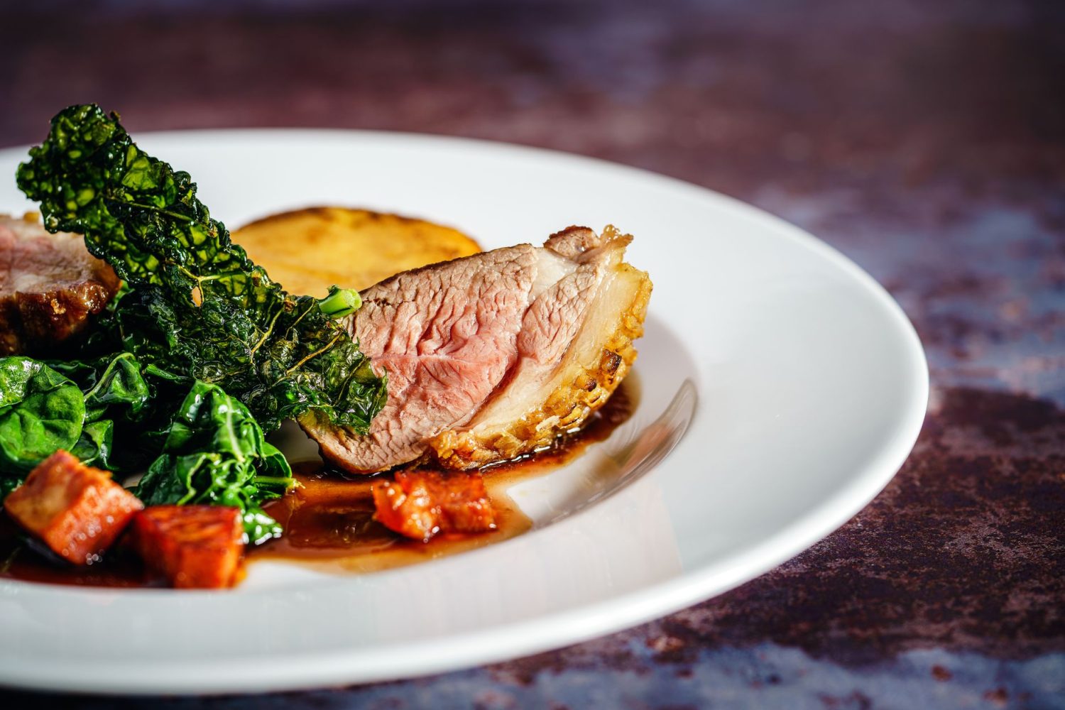 10 idées d&rsquo;accompagnement pour le magret de canard : légumes, fruits et sauces