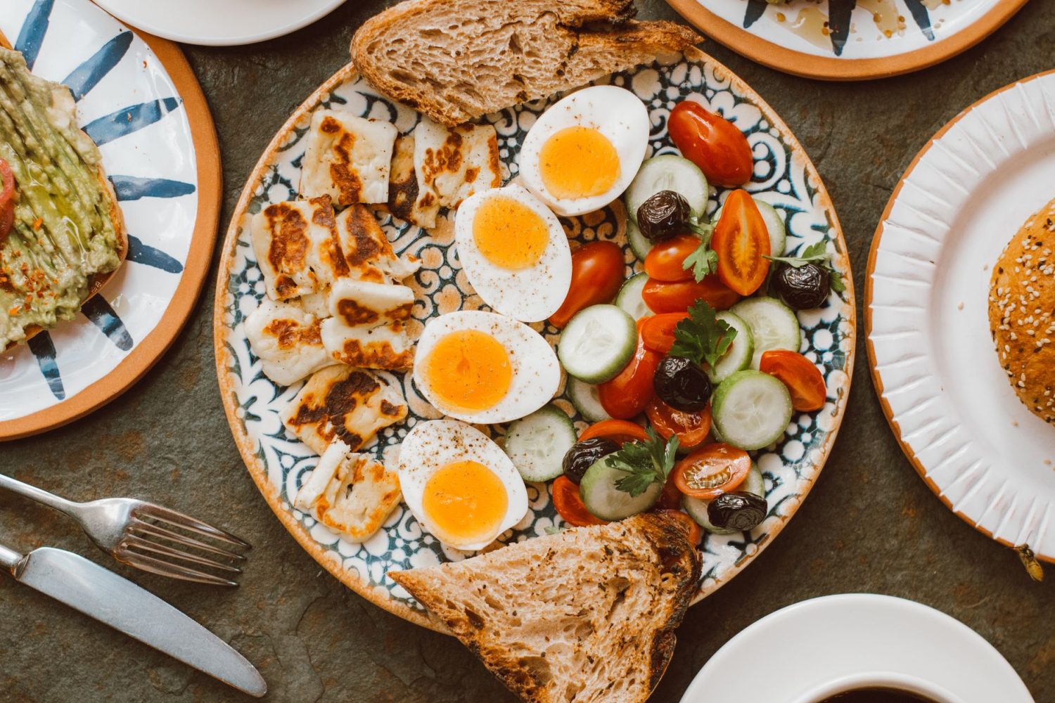 Combien de protéines dans un œuf selon la cuisson (cru, dur, au plat) ?