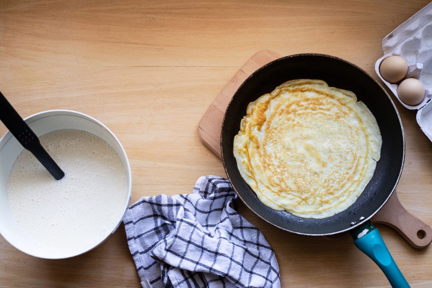 Pâte à crêpes sans repos : la recette inratable et sans grumeaux