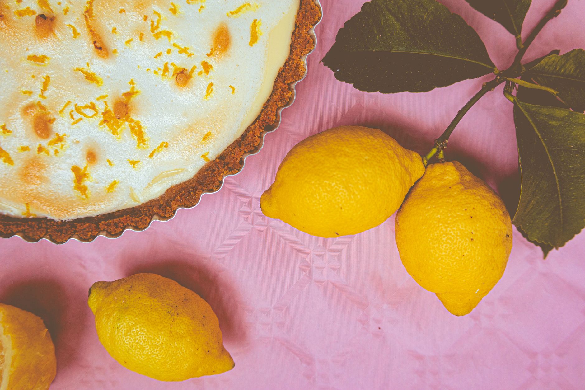 La recette facile de tarte au citron meringuée, avec un planning réaliste — part de tarte au citron meringuée
